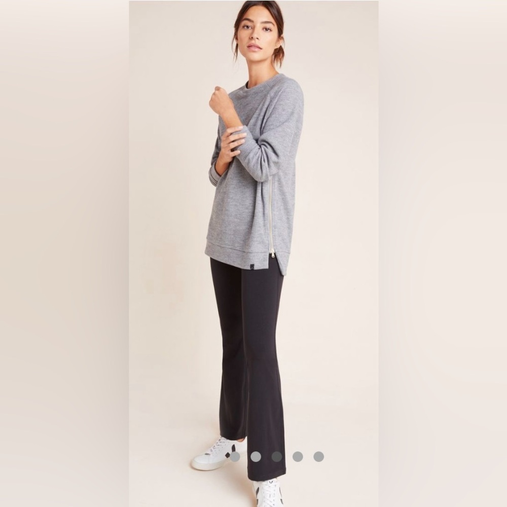 Anthropologie Varley Sierra Side Zip Sweater, Light Gray, Size Medium
